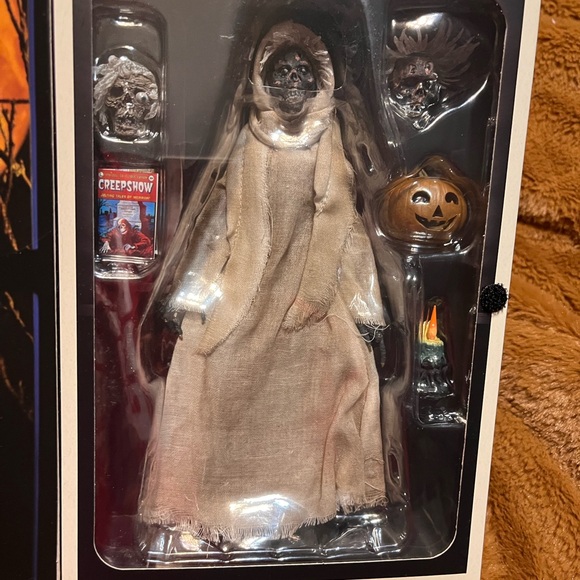 Neca Creepshow Horror Figure with Accessories - Picture 1 of 7